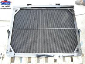 1211749 Mack 11136 Radiator Assembly