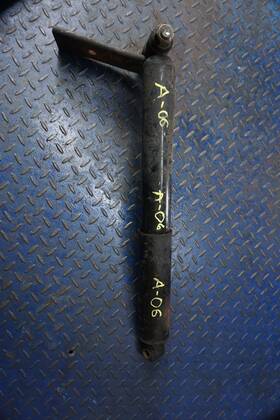 20qk3328m Mack Truck Shock Absorber And Bracket P/n