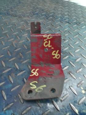 21182720 Mack 2014 Oil Filler Pipe Mounting Bracket P/n