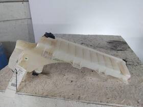 3858929 Mack 2573157 Anthem Radiator Overflow Tank