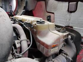3891946 Mack 2592732 For 2019 Anthem Radiator Overflow Tank
