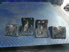 30qs4224m3 Mack Truck Radiator Support Bracket Price Per Unit P/n