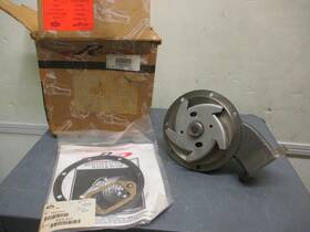 316gc528b Mack Engine Water Pump