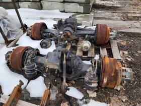 3200p1888 Mack Truck Rear Axle Housing Differetial Ratio 4 42