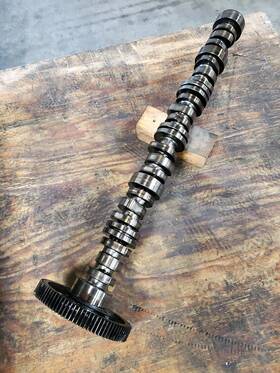 324gc5247 Mack E7 Aset Ac Egr Camshaft With Gear P/n
