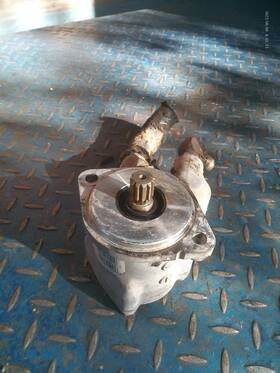 38qc4142p5 Mack 2005 E7 Power Steering Pump P/n