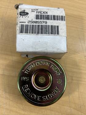 5481-9916238 Mack 572.2019 Heavy Duty Fluid Reservoir Cap 16mf264 25005579 6279