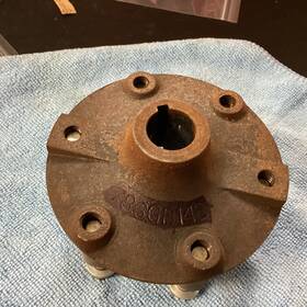 786gb148 Mack Water Pump Hub Nos Genuine