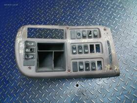 84mt557m Mack Truck Dash Panel With Switches P/n