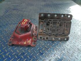 J-26041-7 Mack 2014 Rear Engine Mount Price Per Unit P/n