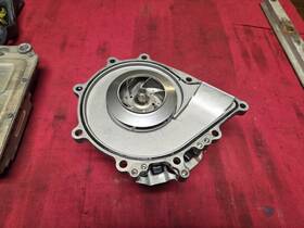 A4722002001002 Marle 4722002001002 Detroit Dd15 Water Pump Used Behr 16 Frt Vin Gs3786