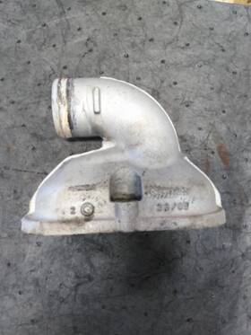 Mbe904-om904-la Mercedes 2418956 A9062031074 Thermostat Housing 3674251