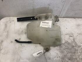 Me402056 Mitsubishi Fe Radiator Overflow Bottle - Used P/n