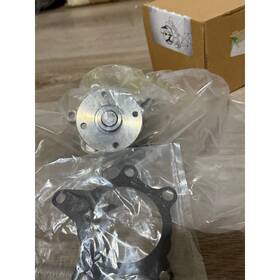 251002b000 & Other Stories Water Pump With Gasket