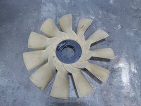4735-44515-04km Paccar Mx13 Engine Fan Blade - Used P/n 47354451504km