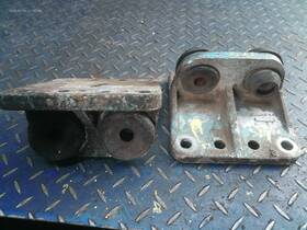 05-15034 Peterbilt 1998 Rear Engine Mount Price Per Unit P/n