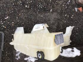 3450090 Peterbilt 2218025 579 Radiator Overflow Tank