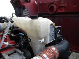 3519769 Peterbilt 2280084 579 Radiator Overflow Tank 2018