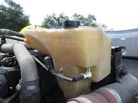 3523364 Peterbilt 2283351 579 Radiator Overflow Tank 2020