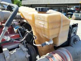 3530748 Peterbilt 2289982 579 Radiator Overflow Tank 2019