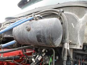 3593082 Peterbilt 2345552 587 Radiator Overflow Tank 2013 3593082 Peterbilt 2345552 587 Radiator Overflow Tank 2013