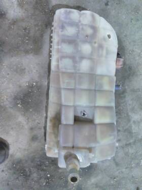3622913 Peterbilt 2372538 Replaces 384 2008 Radiator Overflow Tank