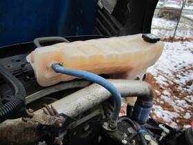 3750297 Peterbilt 2485041 579 Radiator Overflow Tank