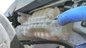 3774262 Peterbilt 2504518 579 Radiator Overflow Tank