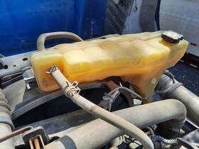 3786742 Peterbilt 2514520 579 Radiator Overflow Tank