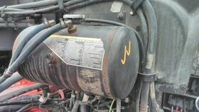 3814289 Peterbilt 2534503 387 Radiator Overflow Tank