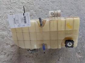 3817817 Peterbilt 2537549 386 Radiator Overflow Tank