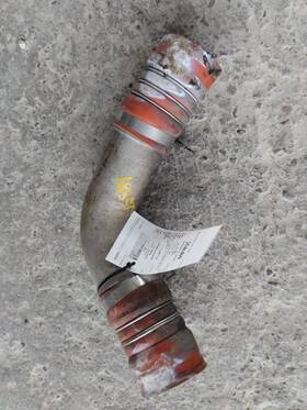 3828096 Peterbilt 2546469 379 Charge Air Cooler Pipe N/a