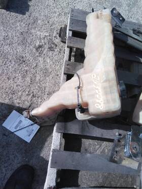 2632288 Peterbilt For 2018 579 Radiator Overflow Tank Fl