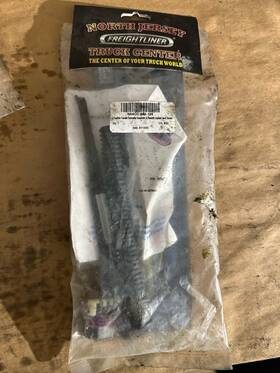 N54cc-660-126 Peterbilt 3 Position Female Connector Kenworth And Coolant Level Sensor