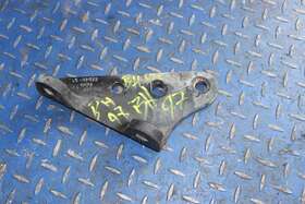 15-21418-001 Sterling 2005 At9500 Overslung Crossmember Bracket P/n