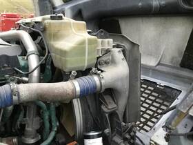 3261966 Volvo 2045536 Vnl Cooling Assembly Rad Cond Ataac