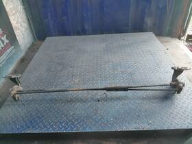 20469068 Volvo 2016 Vnl Hood Hinge P/n