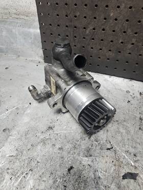 20561420 Volvo D12 Power Steering Pump P/n