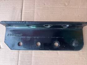 21179847 Volvo 2024 Vnl Penta Mounting Barcket P/n Oem