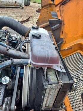 3401910 Volvo 2174993 Vnm Radiator Overflow Tank