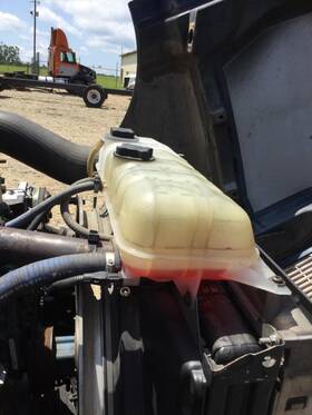 3402081 Volvo 2175160 Vnm Radiator Overflow Tank