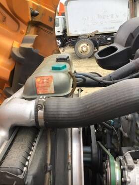 3404137 Volvo 2177014 Vnm Radiator Overflow Tank