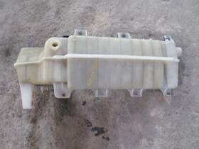 3453923 Volvo 2221446 Vnl Radiator Overflow Tank