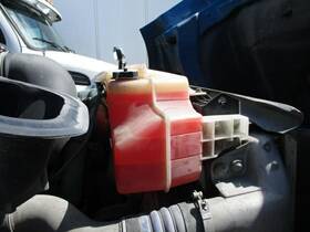 3495778 Volvo 2259550 Vnm Radiator Overflow Tank 2013