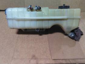 3584831 Volvo 2337969 Vnl Radiator Overflow Tank 2006