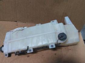 3603066 Volvo 2354151 Replaces Vnl 2019 Radiator Overflow Tank