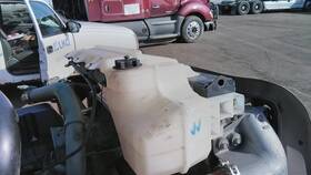 3626084 Volvo 2375179 Vnl Radiator Overflow Tank
