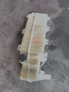 3641876 Volvo 2389449 Vnl Radiator Overflow Tank