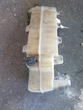3649353 Volvo 2396189 Vnl Radiator Overflow Tank 2019