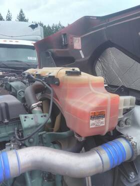 3658693 Volvo 2404537 Vnr Radiator Overflow Tank 2020